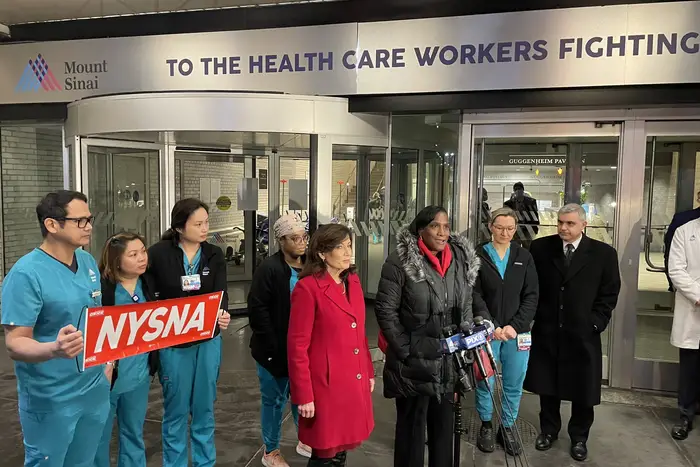 Gov. Kathy Hochul and NYSNA president Nancy Hagans outside Mount Sinai Hospital after 7,000 nurses concluded their strike, Jan. 12, 2023.